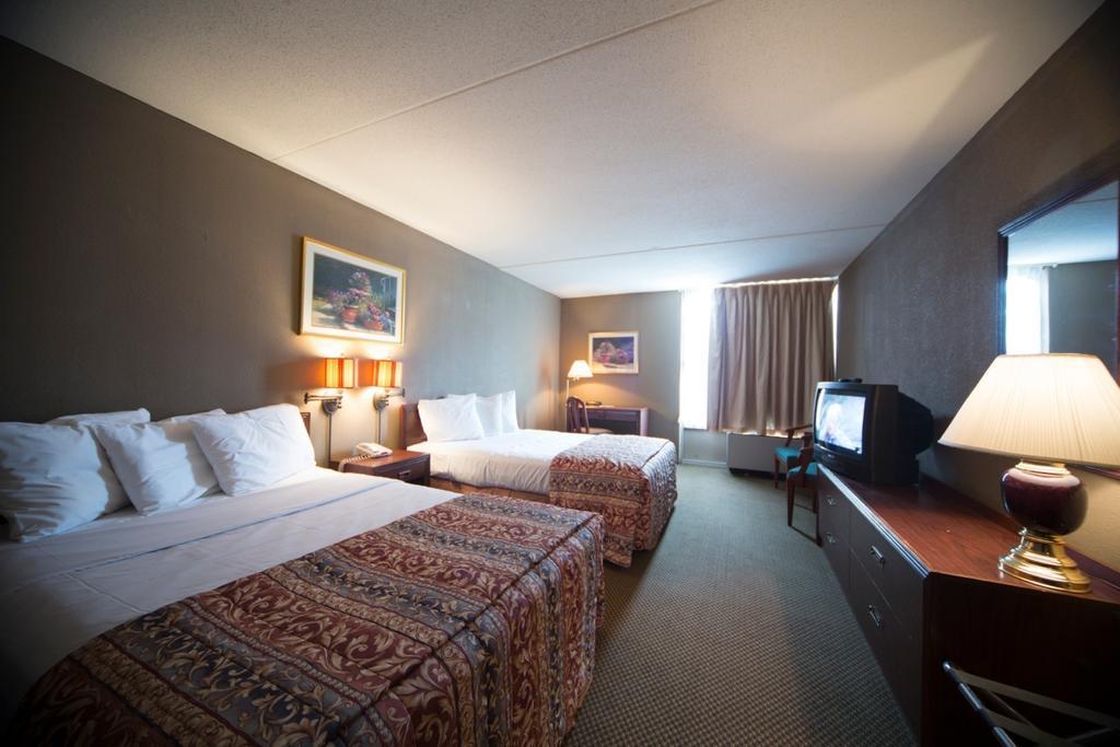 Boarders Inn And Suites - Marion Pokoj fotografie