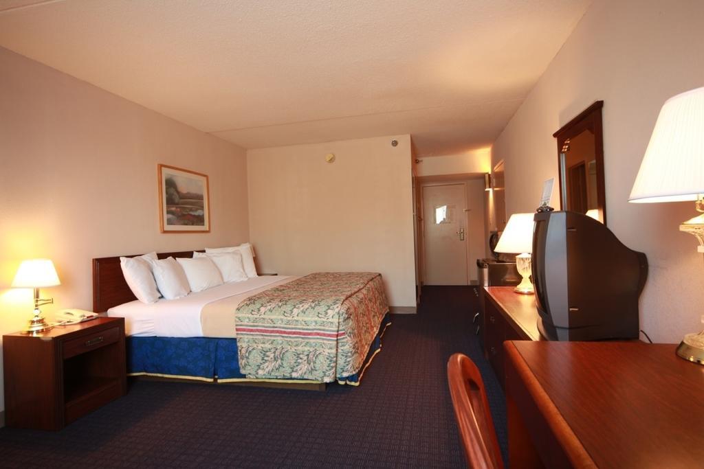 Boarders Inn And Suites - Marion Pokoj fotografie