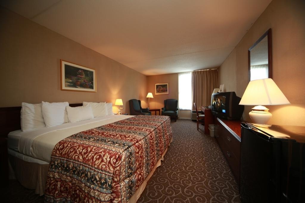 Boarders Inn And Suites - Marion Pokoj fotografie