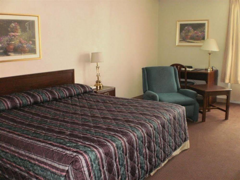 Boarders Inn And Suites - Marion Exteriér fotografie